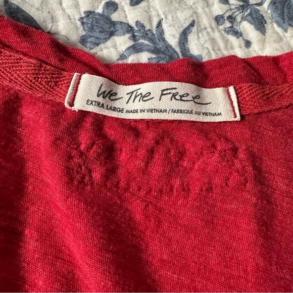 Women's V-Neck Long Sleeve Tops - Blue and Red - Picture 13 of 16